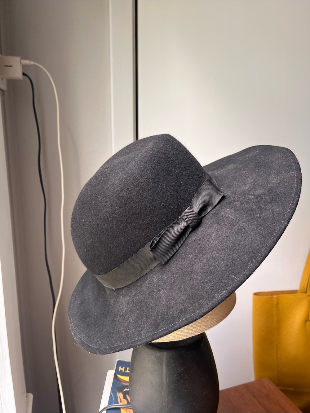 Vintage Black Wide-Brim Felt Hat with Satin Bow
